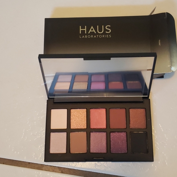 haus Laboratories Other - New lady gaga haus Laboratories eyeshadow